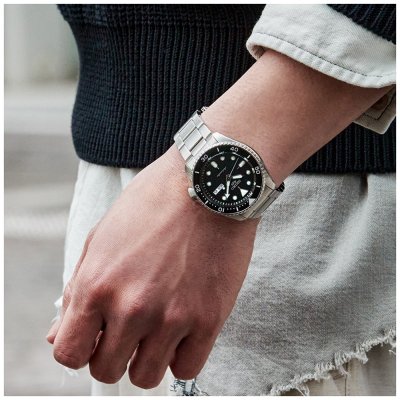 Preços Baixos Em Pulseira De Prata Seiko 5 Sports Relógios De Pulso Redondo